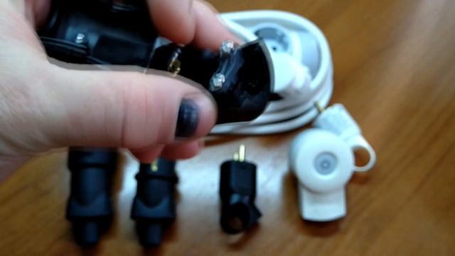 Электрические вилки Legrand. смотреть онлайн