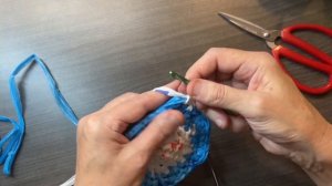 Переработка полиэтиленовых пакетов. Как связать коврик из пакетов?