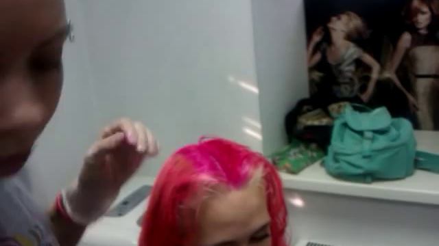 Окрашивание в СУПЕР ЯРКИЕ оттенки смотреть онлайн