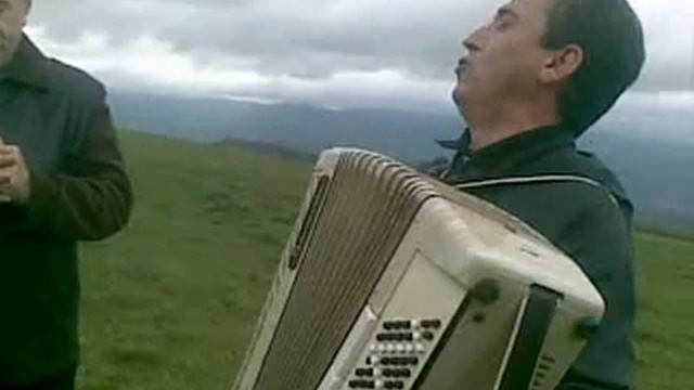 гармонь Магомед Ицран.mp4 смотреть онлайн