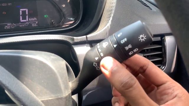 Tata Nexon Steering Column Detail\Tata Nexon XM(S)\Fiery Red\Jhansi\Varanasi. смотреть онлайн