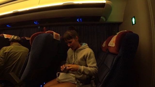 Стриптиз от Юли в ванной! Потеряли бирки от багажа? автобусы ADO. Oaxaca-Chiapas смотреть онлайн