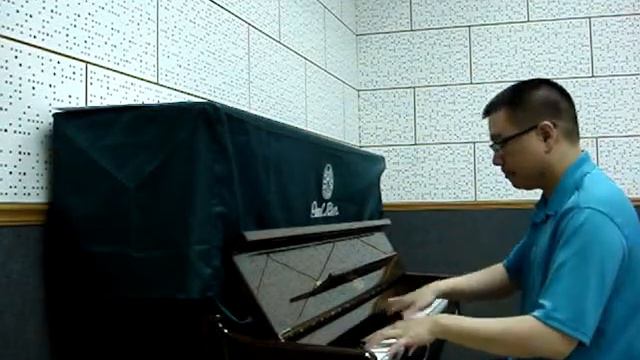 Piano testing in Macau on Pearl River piano смотреть онлайн