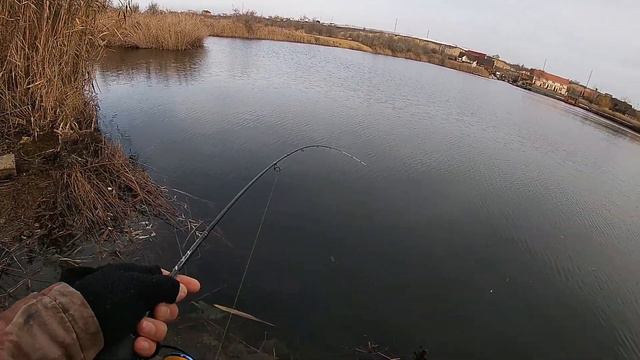 Зимний спининнг 2022. Рыбалка на Днестре Маяки/ Водонасосная/ Гитара. смотреть онлайн