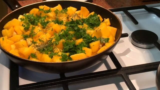 ТЫКВА ТУШЁНАЯ В СМЕТАНЕ смотреть онлайн