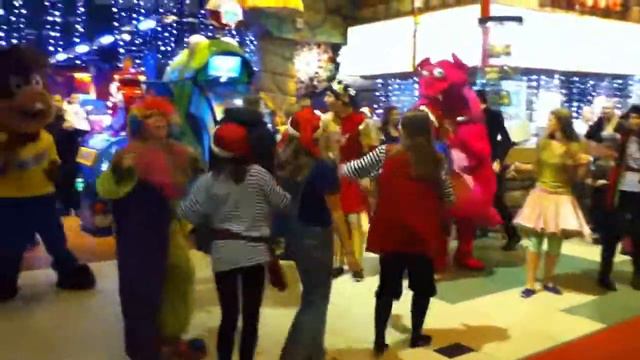 New Year dance, flash mob, Happylon, 2012 смотреть онлайн