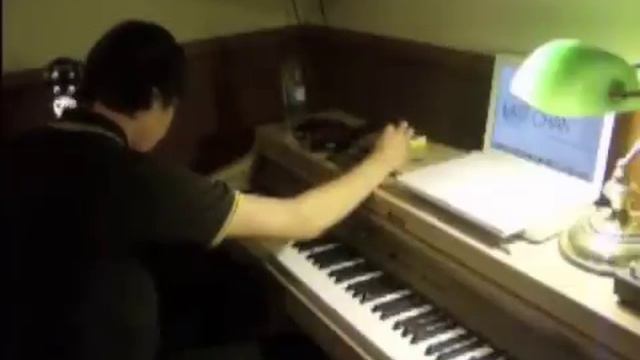 Roni Size - Brown Paper Bag (Live Loop Pedal Cover) смотреть онлайн
