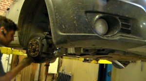 SX4  замена передних стоек