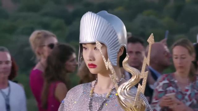 Dolce&Gabbana Alta Moda, Valley Of The Temples