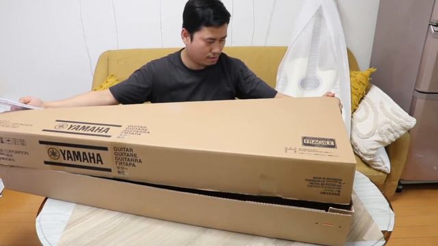 Yamaha APX600 Electro Acoustic Guitar Unboxing смотреть онлайн