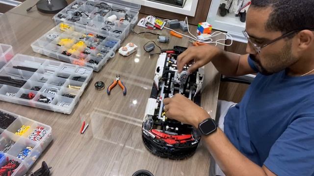 LEGO PORSCHE  911 RSR MOTOR