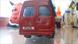 ГАЗ 3221«ГАЗель» 2003 гг. 1/43 WELLY (ранний выпуск).