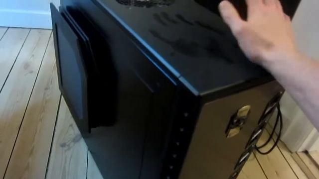 Antec Skeleton build - Part 3 смотреть онлайн