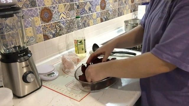 Самый вкусный и простой рецепт запеченной свёклы, который я знаю/полезные овощи смотреть онлайн