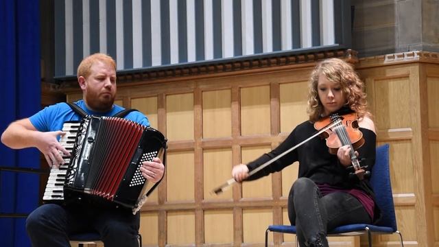 Motorway Mazurka/Emily's Waltz - Toki Trio смотреть онлайн