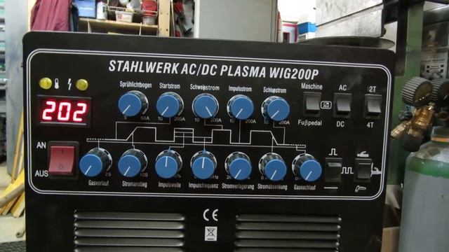 Stahlwerk AC DC 200 Puls mit Plasma Komplett SET AC Problem смотреть онлайн