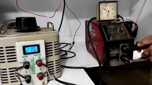 ELITECH ИС 220 Обзор 160...240V