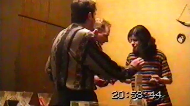 ОЛЬГА НОВЫЙ ГОД 01.01.1998 ed.mp4 смотреть онлайн