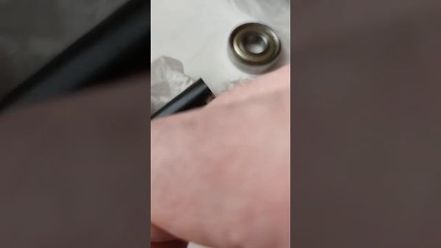 Как поменять заднее колесо на электросамокате Куго s3 на новое. смотреть онлайн