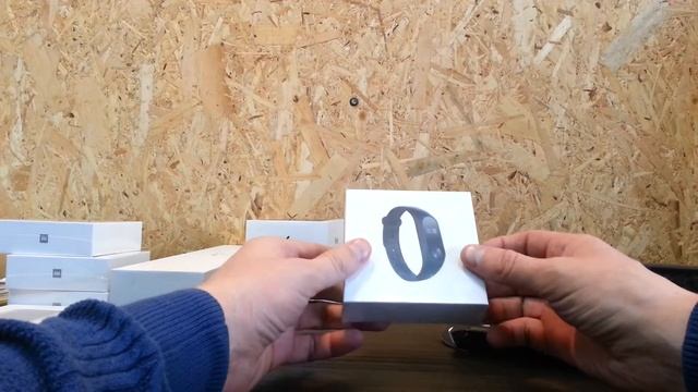 Фитнес браслет Xiaomi смотреть онлайн