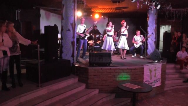 Capelia Band - Promo (live). 3й День рождения студии "Капелия". (со 2й камеры) смотреть онлайн