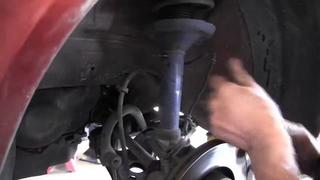 Replacement of Front Complete Strut Assemblies on a 2000 VW Jetta l Sensen Shocks & Struts смотреть онлайн