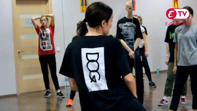 С чего начать hip-hop freestyle ? | МК по HIP-HOP 1.10.17 | Изабелла Гречко | Студия танцев E-DANC смотреть онлайн