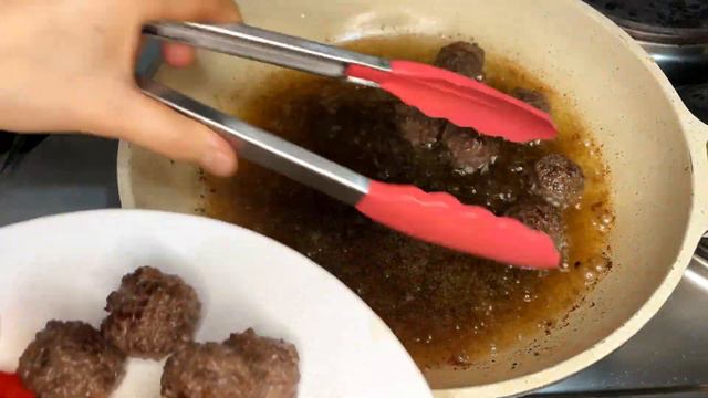 Фрикадельки с овощами на скорую руку. смотреть онлайн