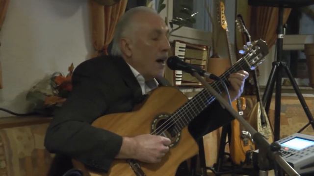 2018 - BESAME MUCHO - FRANZ RAAB / GITARRE смотреть онлайн