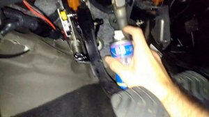 ?Nissan Qashqai J11 - squeaking clutch pedal fix