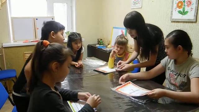 Вручаем грамоты, сертификаты Софии и Виктории/Ищем сюрприз в печенье/Новая звезда/Караганда/29.11.1 смотреть онлайн