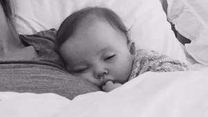 ЗВУК ВОДЫ ОТ КОЛИКОВ | БЕЛЫЙ ШУМ БЕЗ РЕКЛАМЫ | ЧЕРНЫЙ ЭКРАН | БАМБУКОВАЯ ВОДА ДЛЯ СНА