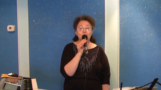 УЛЫБКА-авторская песня. Дина Маяцкая смотреть онлайн