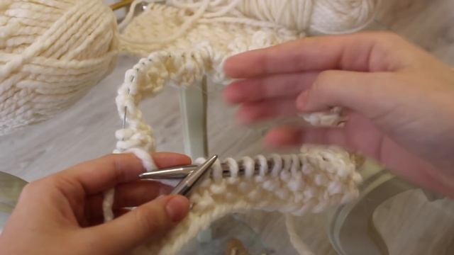 ШАРФ СНУД в 2 ОБОРОТА круговыми СПИЦАМИ. Снуд БЕЗ ШВА жемчужным узором смотреть онлайн