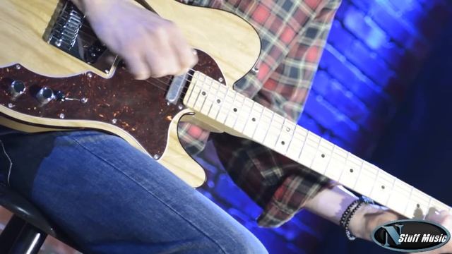 Fender American Deluxe Telecaster Thinline смотреть онлайн