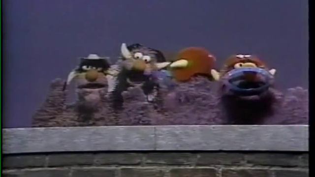 Sesame Street - Two-Headed Monster: cowboy hats (3-part sketch) смотреть онлайн