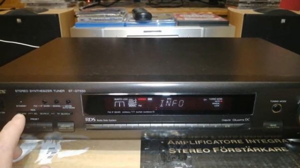 Technics ST-GT550