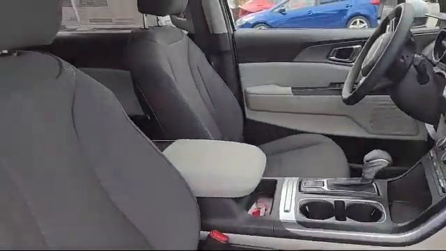 2023 Kia Carnival LX смотреть онлайн