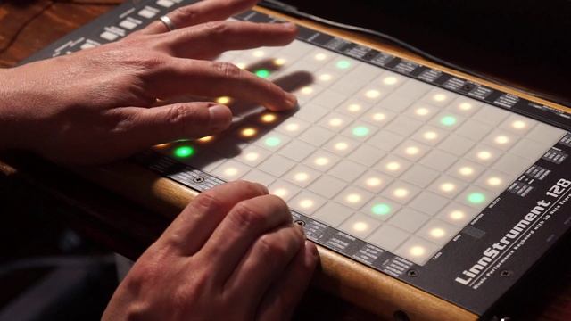 Microtones 102 - Fh2 Factotum part 2 - The Xenharmonic Modular! смотреть онлайн