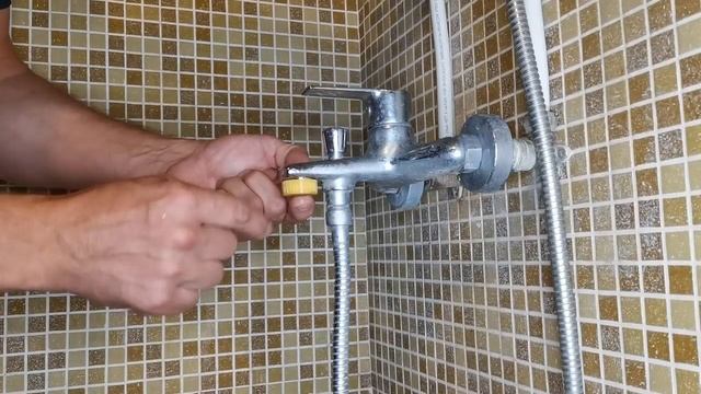 Слабый напор воды в кране или смесителе / Как отрегулировать напор воды смотреть онлайн