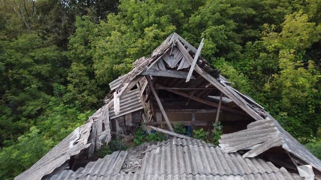 Заброшенный дом (тест камеры DJI mini SE) смотреть онлайн