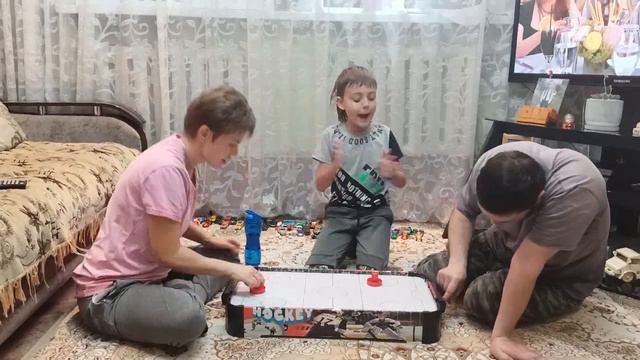 НУ И КТО ЖЕ ПОБЕДИТЕЛЬ? смотреть онлайн