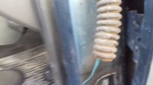 Меняем дверные петли рено логан