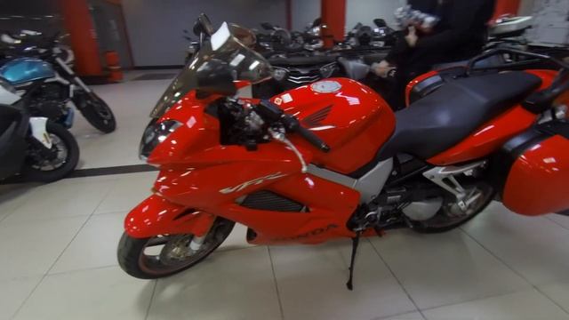 Мотоцикл HONDA VFR800 Арт. S71338 Мотосалон Мегамото смотреть онлайн