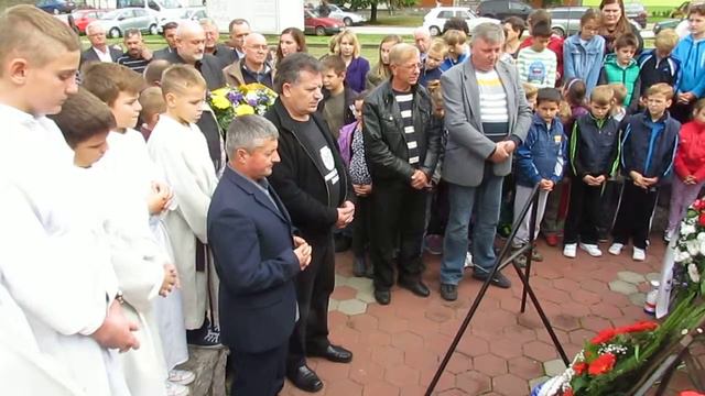 Marinci - Polaganje vijenaca na spomen obilježju za sve poginule mještane смотреть онлайн