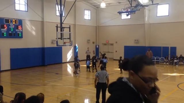 Trey's second game. He is number 7. смотреть онлайн