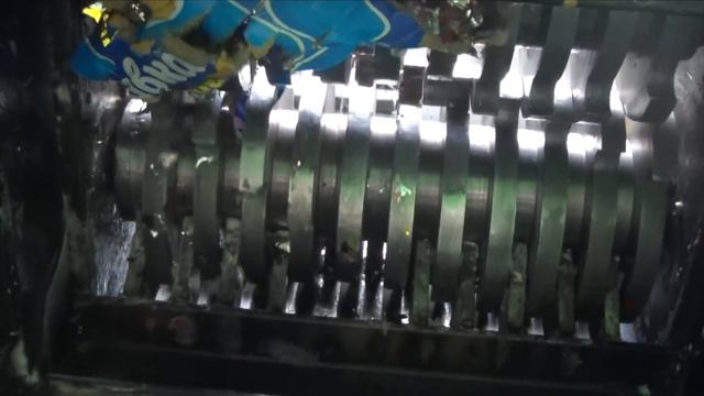 Experimento: CABEZA vs Trituradora смотреть онлайн