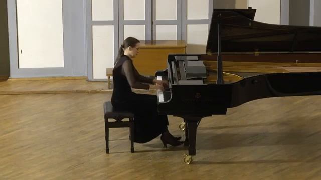 П.И.Чайковский."Времена года", ор.37 бис; Избранные романсы. смотреть онлайн