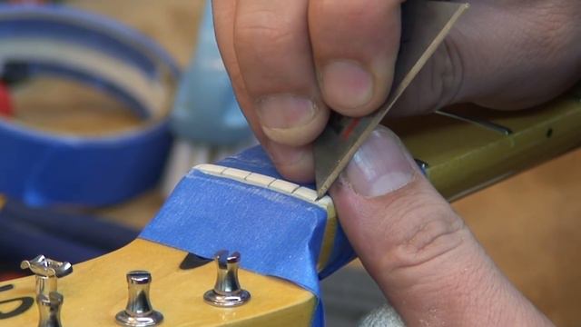 Quick Look Inside & Out: 2017 Squier Telecaster Thinline 72' смотреть онлайн