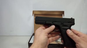 Детский страйкбольный пистолет Glock 19 Глок 19, с мощной пружиной и блокировкой затворной рамы
